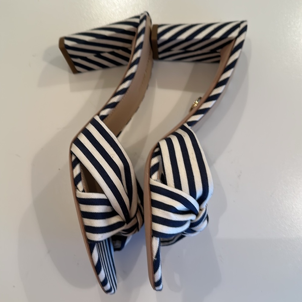 New Veronica Beard Navy and White Striped Fabric Heels with Bow Detail. … - Picture 5 of 11